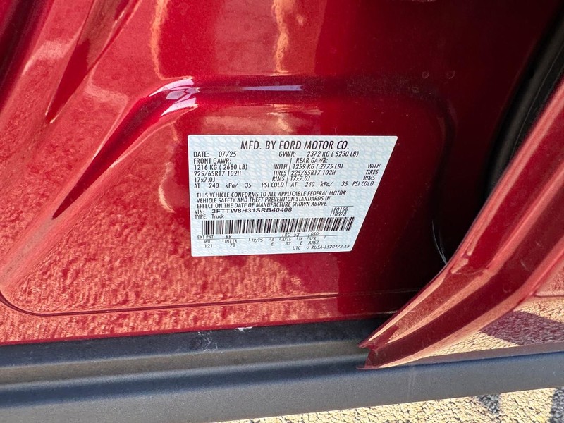 Ford Maverick Vehicle Full-screen Gallery Image 24