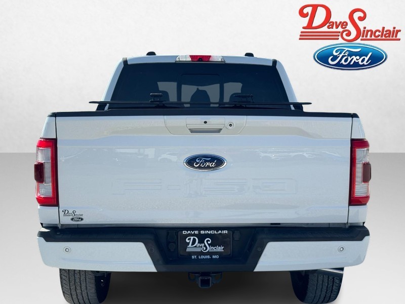 Ford F-150 Vehicle Full-screen Gallery Image 08