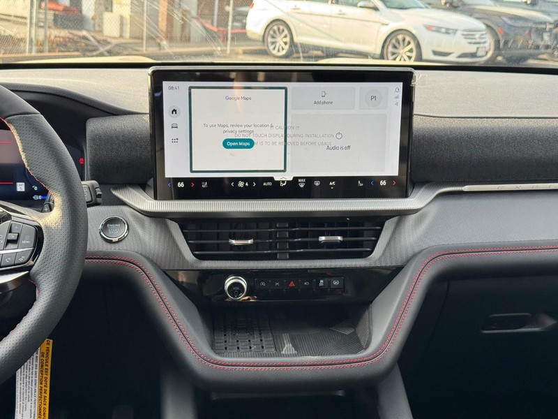 Ford Explorer Vehicle Image 17