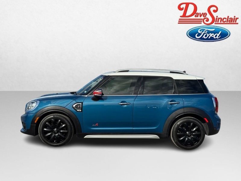 MINI Countryman Vehicle Image 10