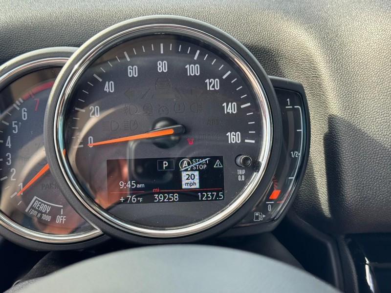 MINI Countryman Vehicle Image 20