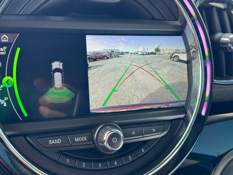 MINI Countryman Vehicle Image 22