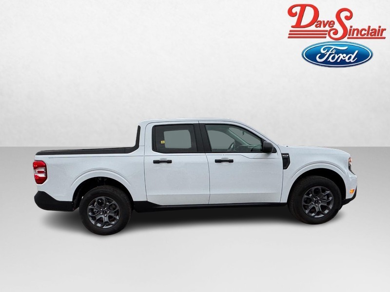 Ford Maverick Vehicle Image 05