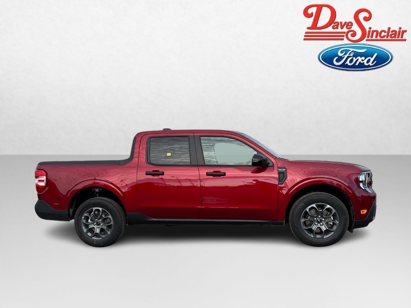Ford Maverick Vehicle Image 05