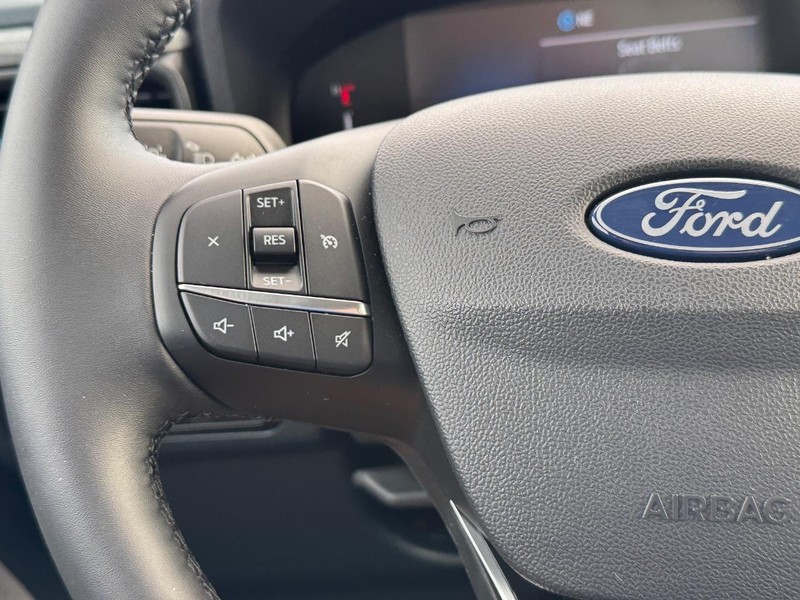 Ford Maverick Vehicle Image 20