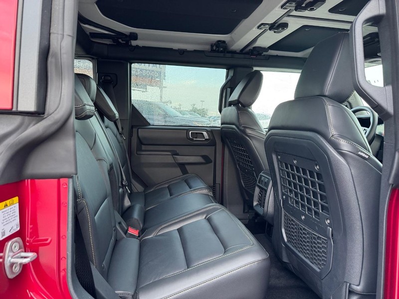 Ford Bronco Vehicle Image 13