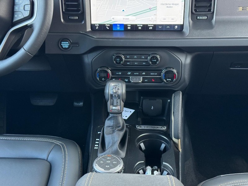 Ford Bronco Vehicle Image 17