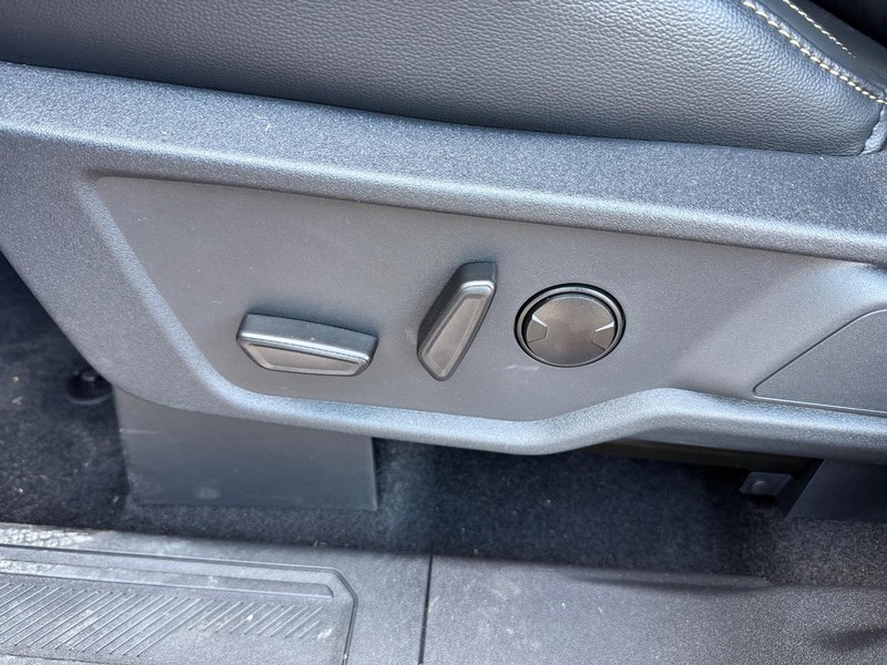 Ford Bronco Vehicle Image 18