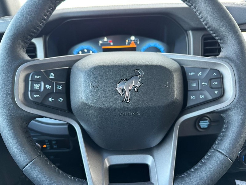 Ford Bronco Vehicle Image 20