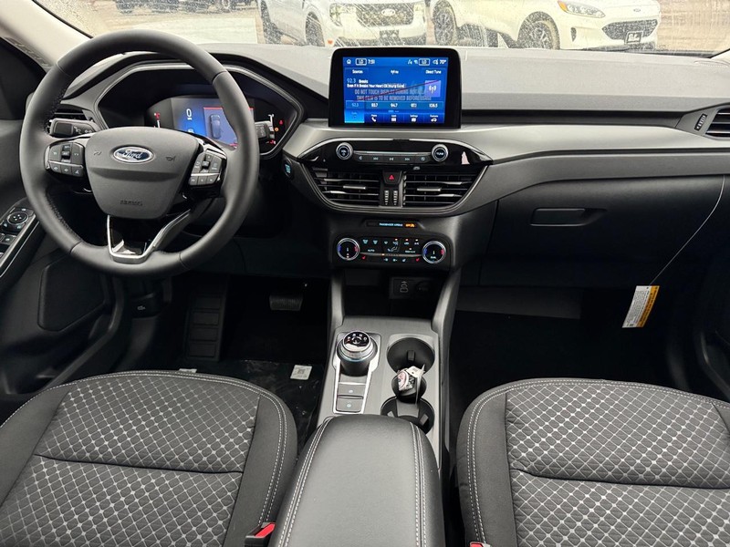 Ford Escape Vehicle Image 14