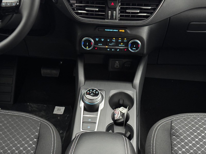 Ford Escape Vehicle Image 17