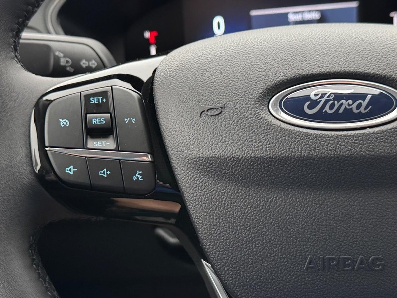 Ford Escape Vehicle Image 21