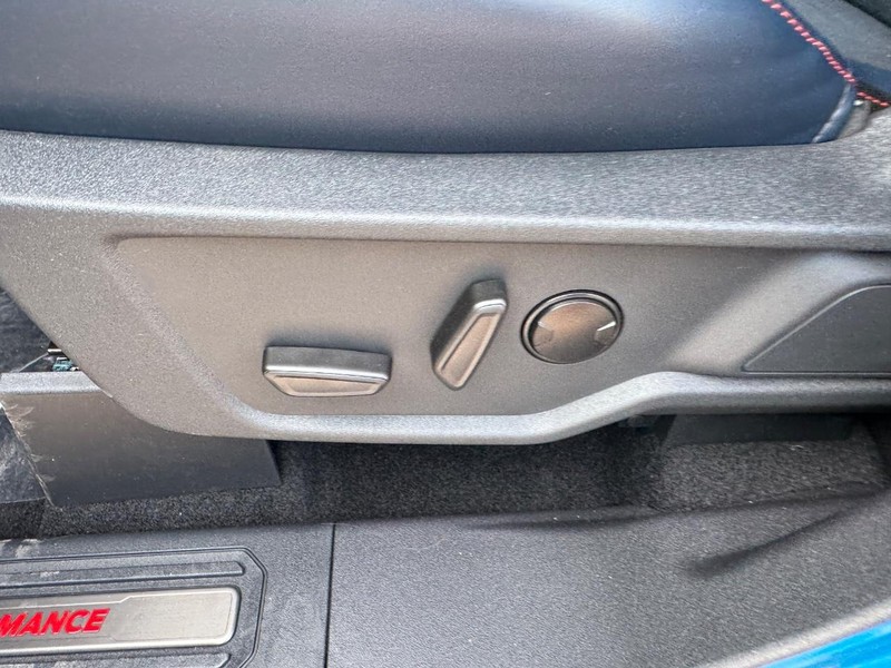 Ford Bronco Vehicle Image 18