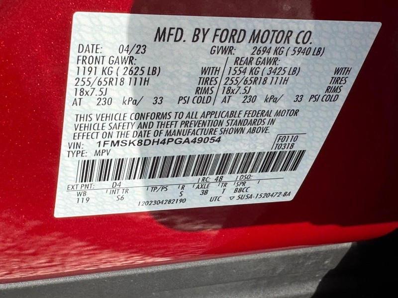 Ford Explorer Vehicle Full-screen Gallery Image 27