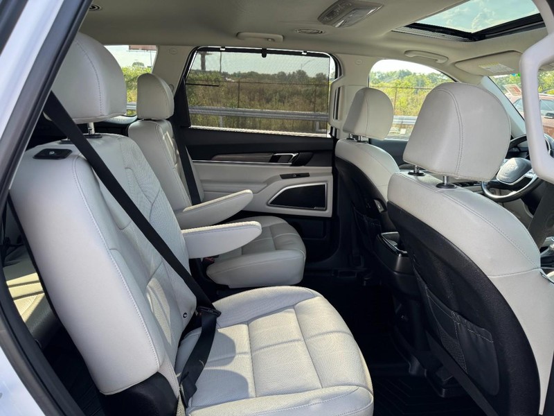 Kia Telluride Vehicle Image 13