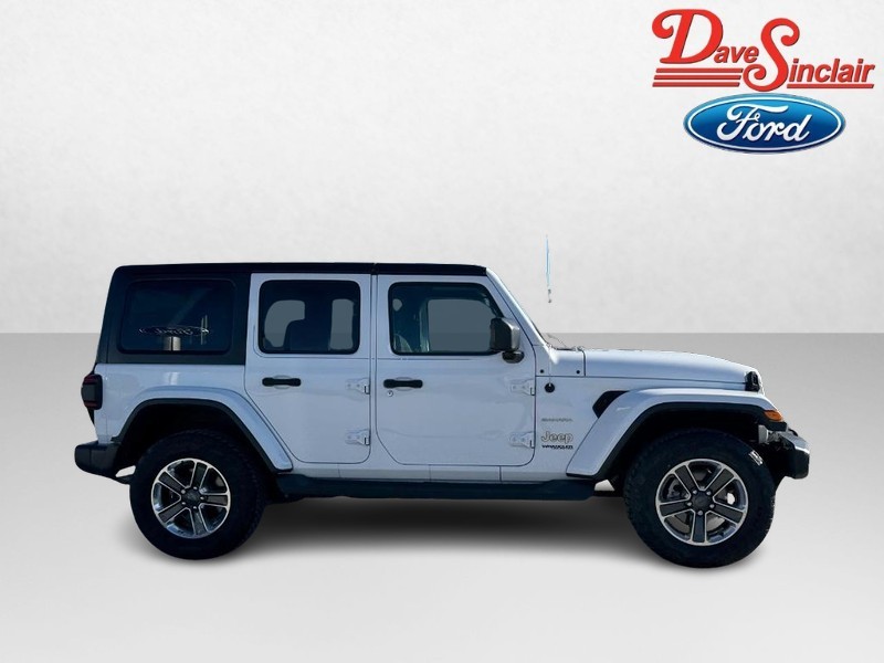 Jeep Wrangler Unlimited Vehicle Full-screen Gallery Image 05