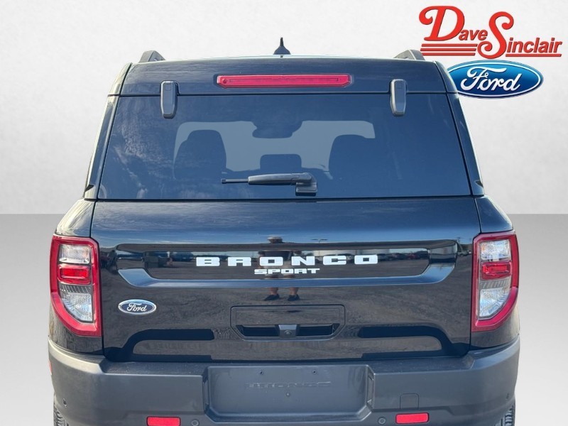 Ford Bronco Sport Vehicle Full-screen Gallery Image 08