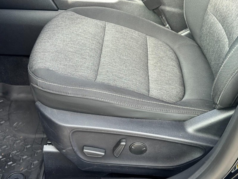 Ford Bronco Sport Vehicle Full-screen Gallery Image 26