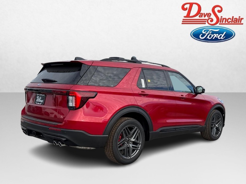 Ford Explorer Vehicle Full-screen Gallery Image 07