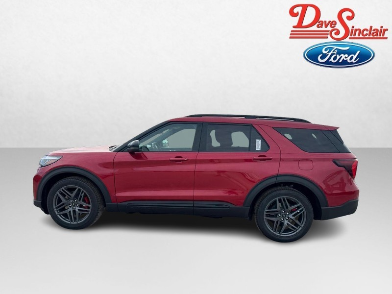 Ford Explorer Vehicle Full-screen Gallery Image 10