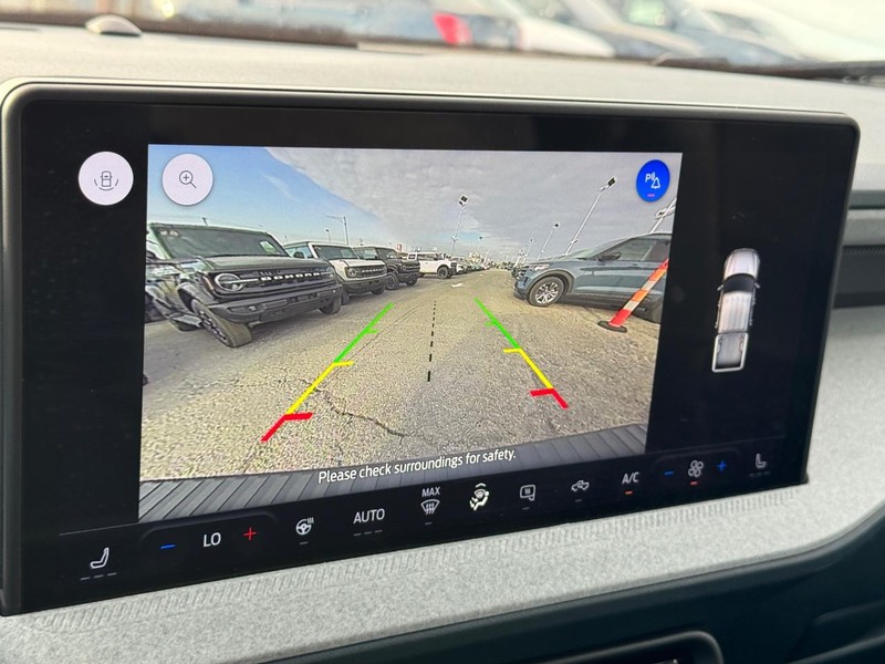 Ford Maverick Vehicle Image 23