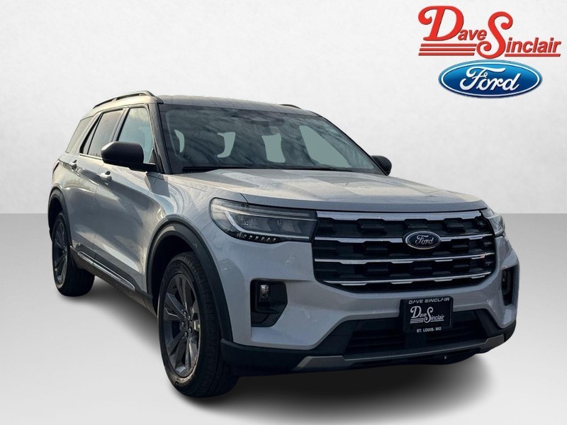 Ford Explorer Vehicle Full-screen Gallery Image 04