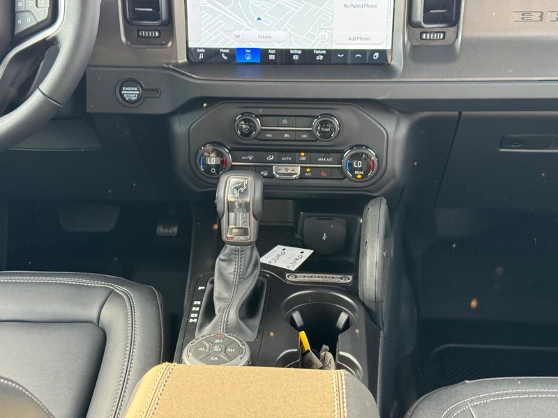 Ford Bronco Vehicle Image 17