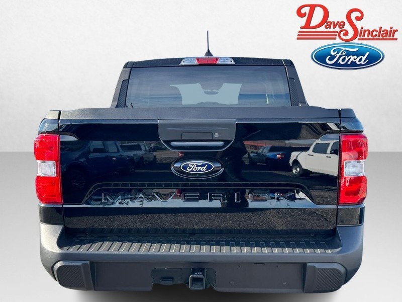 Ford Maverick Vehicle Image 08