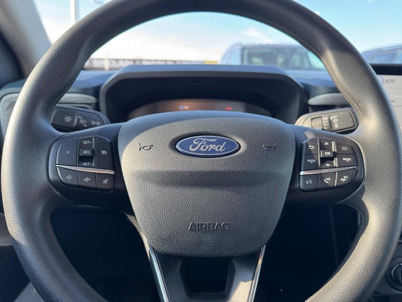 Ford Maverick Vehicle Image 19