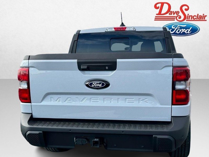 Ford Maverick Vehicle Image 08