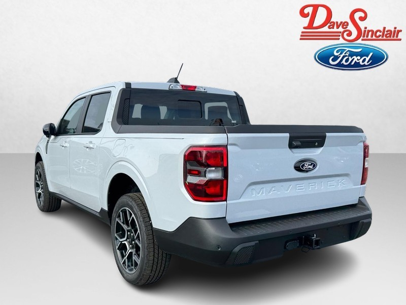 Ford Maverick Vehicle Image 09