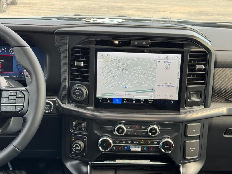 Ford F-150 Vehicle Image 16