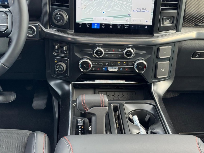 Ford F-150 Vehicle Image 17