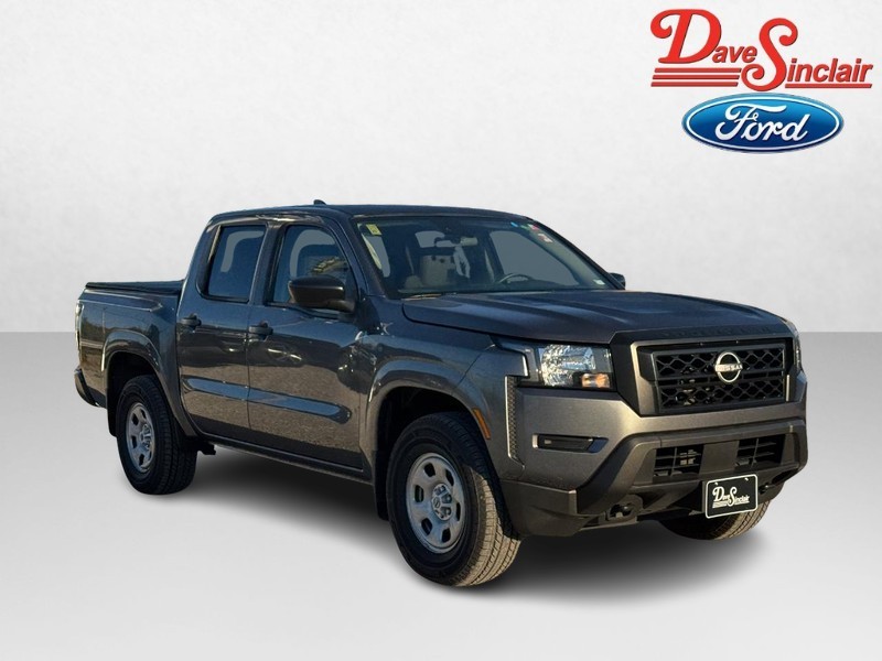 Nissan Frontier Vehicle Image 04