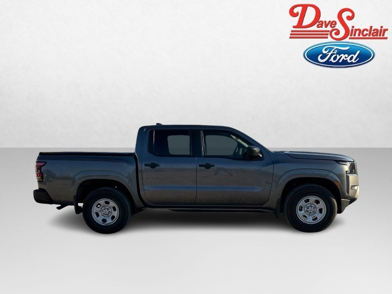 Nissan Frontier Vehicle Image 07