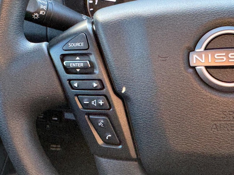 Nissan Frontier Vehicle Image 19