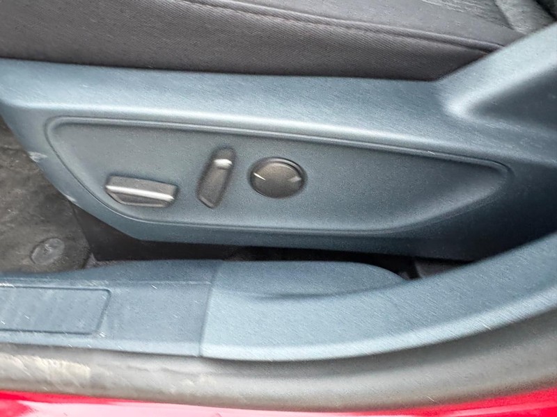 Ford Maverick Vehicle Full-screen Gallery Image 17