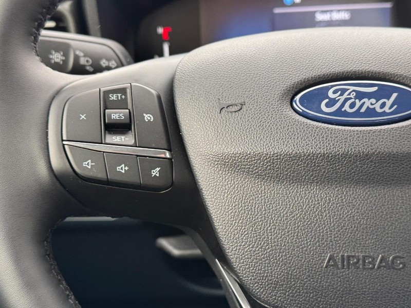 Ford Maverick Vehicle Full-screen Gallery Image 20