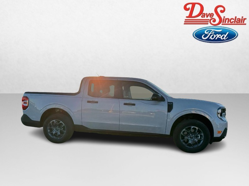 Ford Maverick Vehicle Full-screen Gallery Image 05