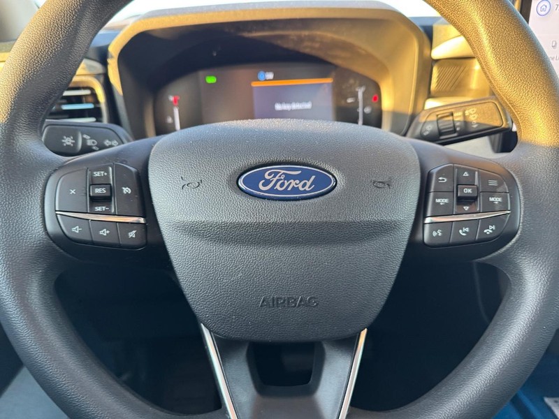 Ford Maverick Vehicle Full-screen Gallery Image 19