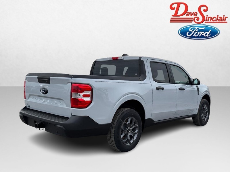 Ford Maverick Vehicle Image 07