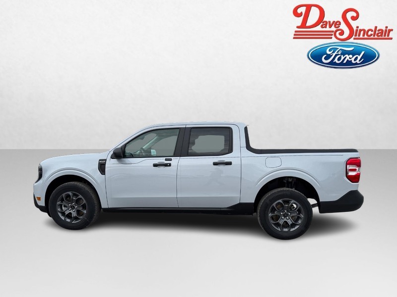 Ford Maverick Vehicle Image 10