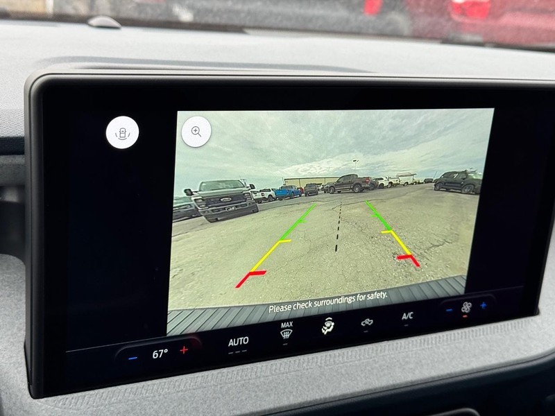 Ford Maverick Vehicle Image 22