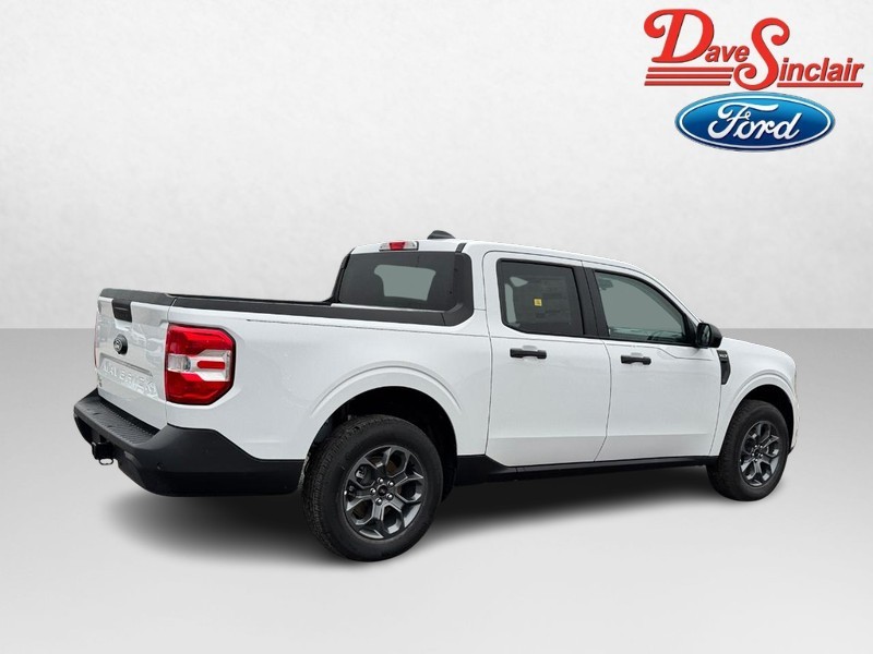 Ford Maverick Vehicle Full-screen Gallery Image 07