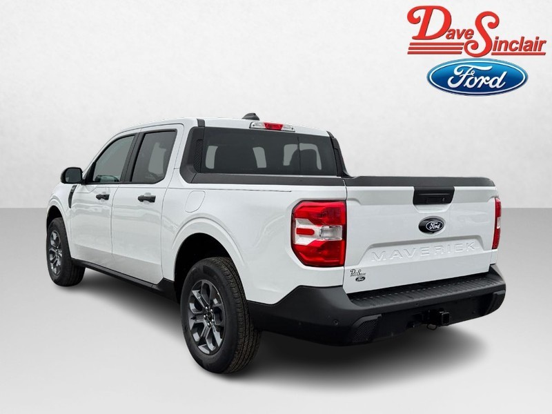 Ford Maverick Vehicle Full-screen Gallery Image 09