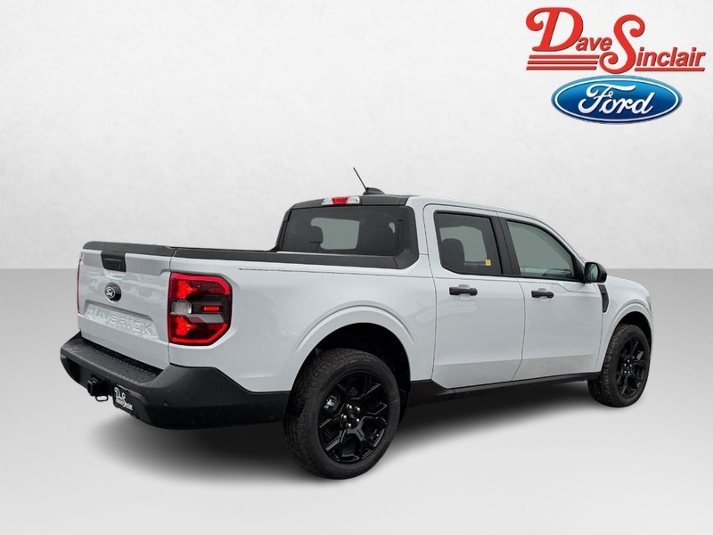 Ford Maverick Vehicle Full-screen Gallery Image 07