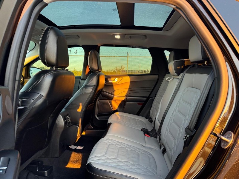 Ford Escape Vehicle Image 12