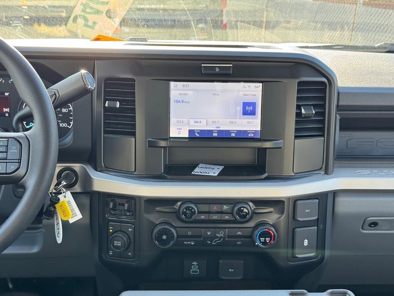 Ford Super Duty F-250 SRW Vehicle Image 15