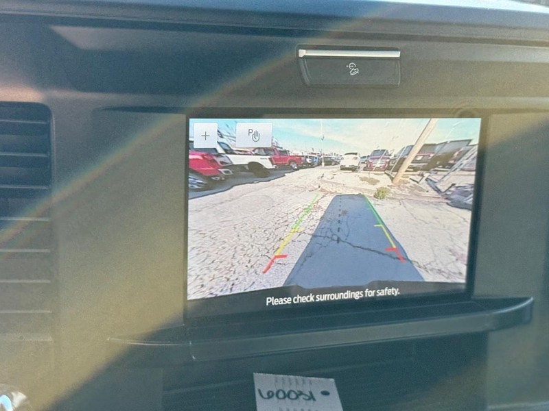 Ford Super Duty F-250 SRW Vehicle Image 22