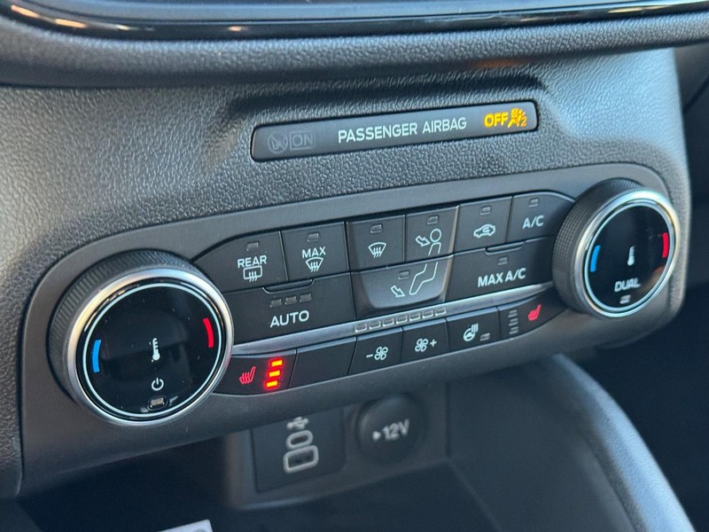 Ford Escape Vehicle Image 21